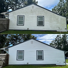 Expert-Level-Soft-Wash-Cleaning-Service-Performed-in-Pensacola-Florida-for-Long-Lasting-Exterior-Protection 1